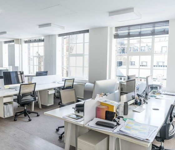 Office commercial cleaning_image